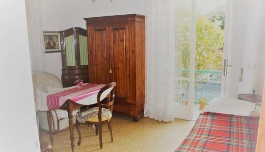 Appartamenti camaiore viale colombo cucina: abitabile, Appartamenti camaiore viale colombo cucina: abitabile,