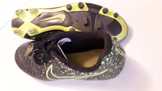 Scarpe calcio nike magista usate 44,5 Scarpe calcio nike magista usate 44,5