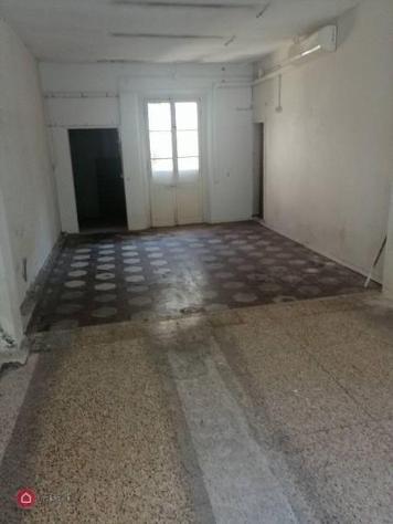 Attività/Licenza commerciale di 100mq a Empoli