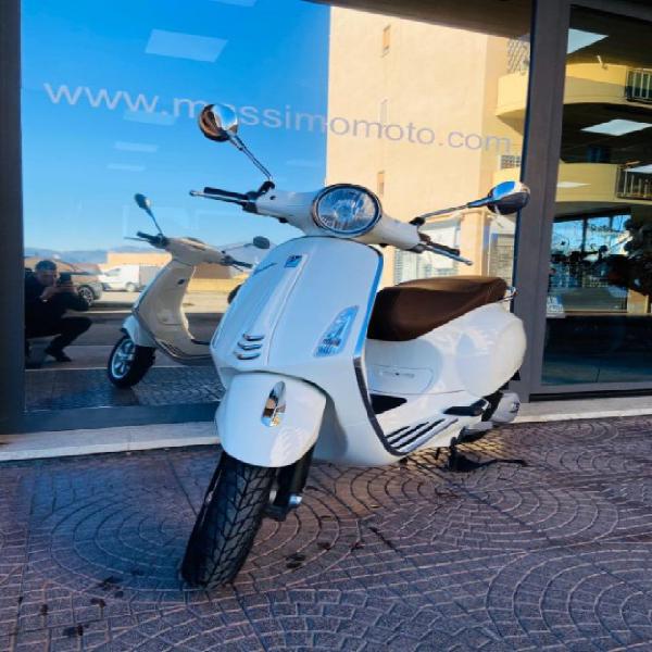 Vespa primavera 125 passaggio garanzia tagliando inclusi