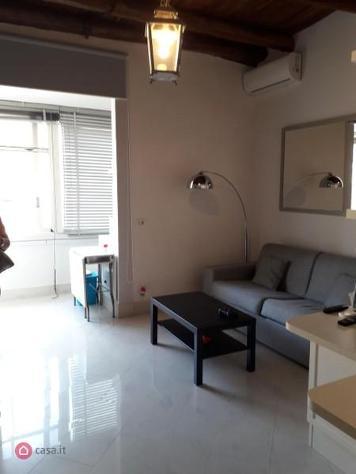 Appartamento di 35mq in via giordano bruno a napoli Appartamento di 35mq in via giordano bruno a napoli