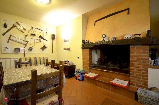 Porzione di casa di 90mq in montanino a reggello Porzione di casa di 90mq in montanino a reggello