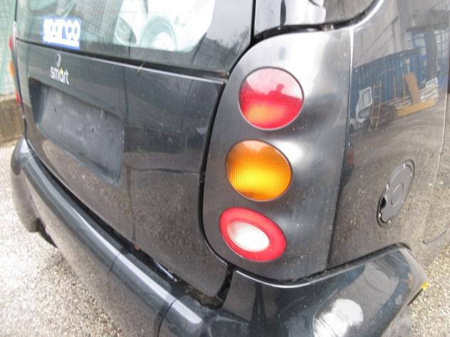 Fanale posteriore destro smart fortwo del 2000 Fanale posteriore destro smart fortwo del 2000