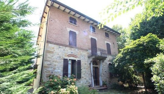 Appartamenti castell&#39;arquato via marconi 28 cucina: