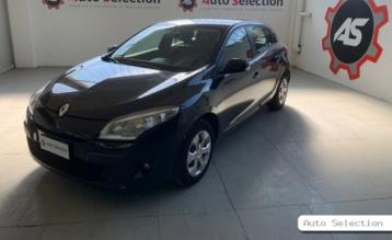 Renault mégane… Renault mégane…
