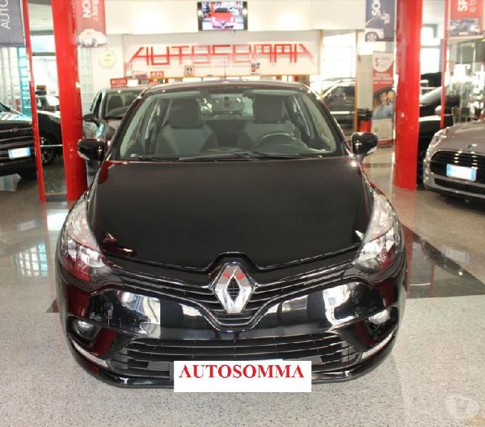 Renault clio 1.2 75cv 5 porte live navigatore Renault clio 1.2 75cv 5 porte live navigatore