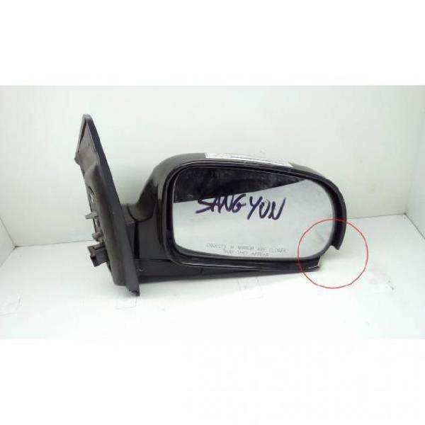 Specchietto retrovisore destro ssangyong kyron 1° serie Specchietto retrovisore destro ssangyong kyron 1° serie