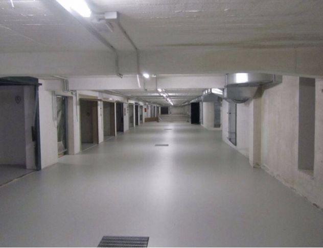 Garage/magazzino 40 mq. centro-lungarno guadolongo Garage/magazzino 40 mq. centro-lungarno guadolongo