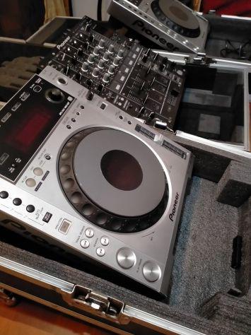 Coppia CDJ850 Pioneer + mixer Pioneer DJM700 + 3 flight case