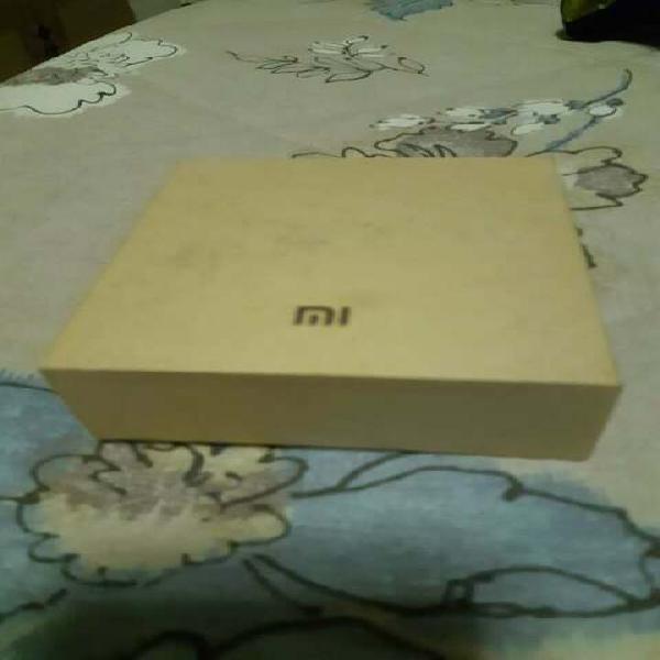 Fitness tracker xiaomi mi band 1 scatola orig. prezzo Fitness tracker xiaomi mi band 1 scatola orig. prezzo