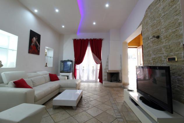 Casa indipendente via bozzano, brindisi
