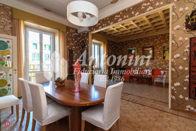 Appartamento di 205mq in viale regina margherita a roma Appartamento di 205mq in viale regina margherita a roma