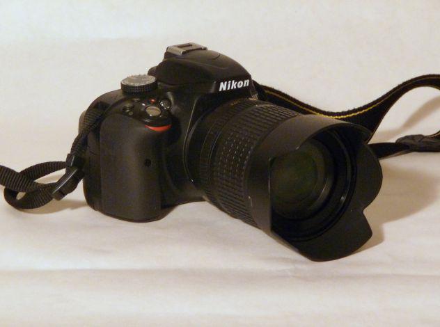 Fotocamera digitale Fotocamera digitale