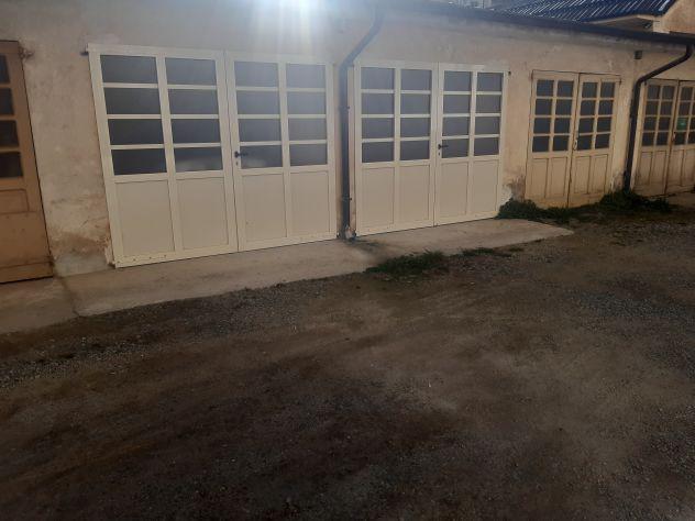 Box auto interno cortile