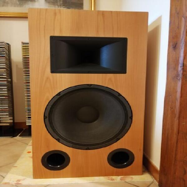 Coppia diffusori acustici hi-fi autocostruiti