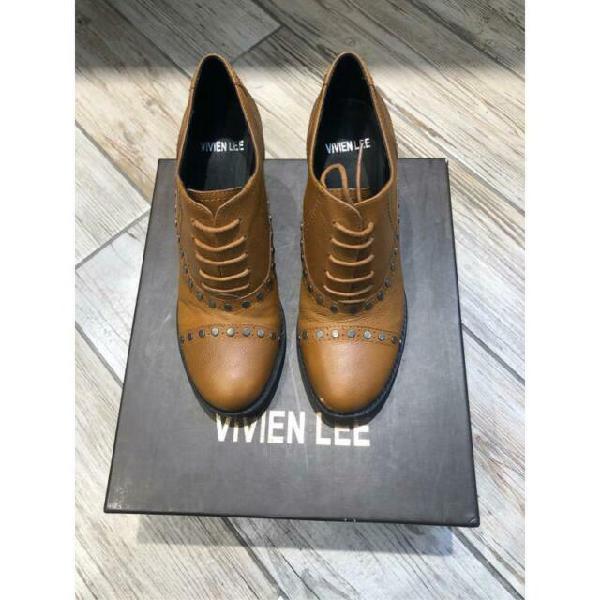 Scarpe francesina vivien lee pelle color biscotto borchiette Scarpe francesina vivien lee pelle color biscotto borchiette