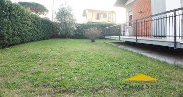 Casa indipendente in… Casa indipendente in…