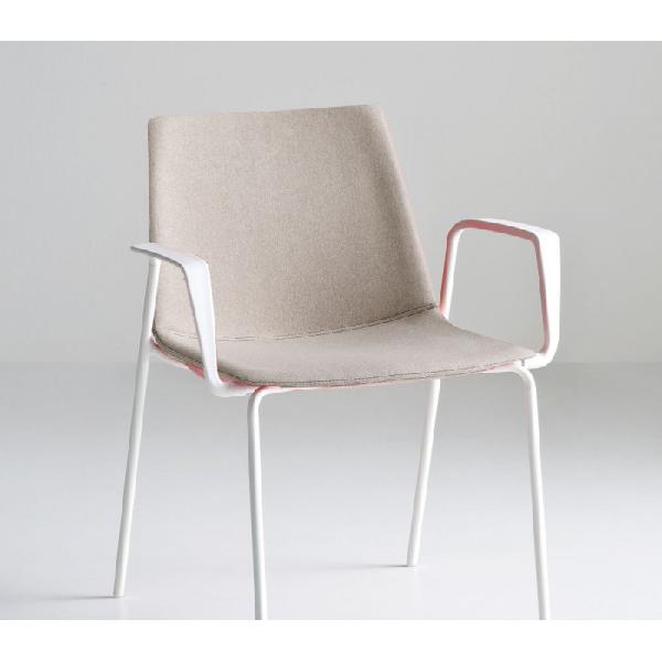 Akami tb sofisticata ed assolutamente confortevole con i Akami tb sofisticata ed assolutamente confortevole con i