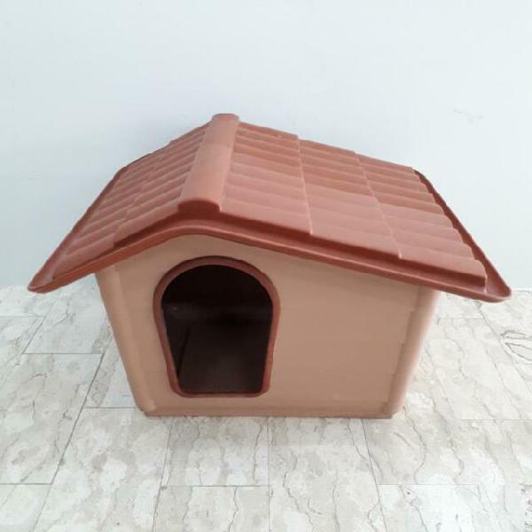 Cuccia cane plastica forma casa