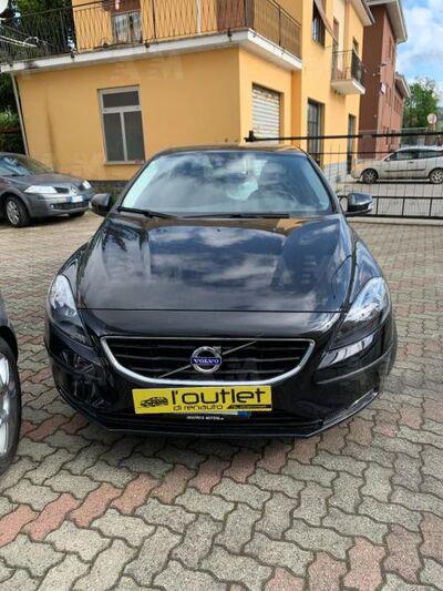 Volvo v40 d3 geartronic momentum usata a savona -