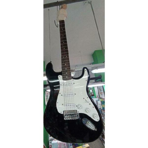 Chitarra fender squier strat + fodero ibanez