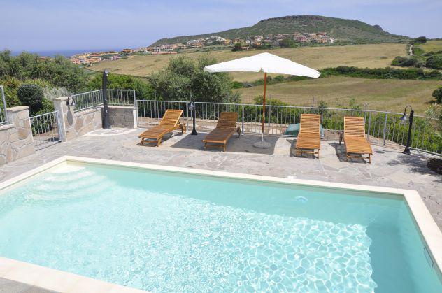 Affitto casa vacanze con giardino e piscina sardegna