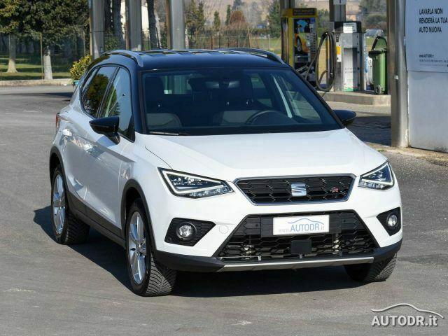 SEAT Arona 1.0 TGI FR FARI LED NAVI KEYLESS SOLO 29.000 KM!!