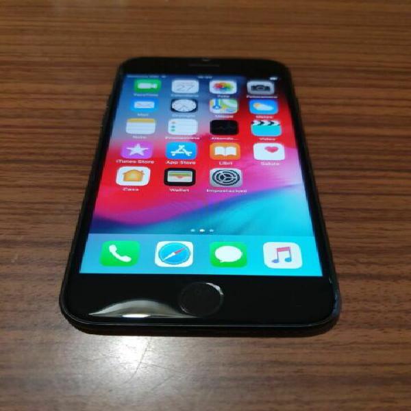 Iphone 7 nero 32gb perfetto con batteria nuova Iphone 7 nero 32gb perfetto con batteria nuova