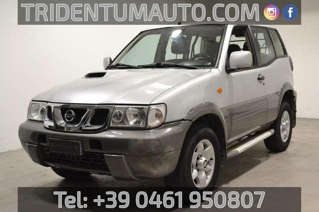 Nissan terrano 3.0 dd-ti adventure Nissan terrano 3.0 dd-ti adventure