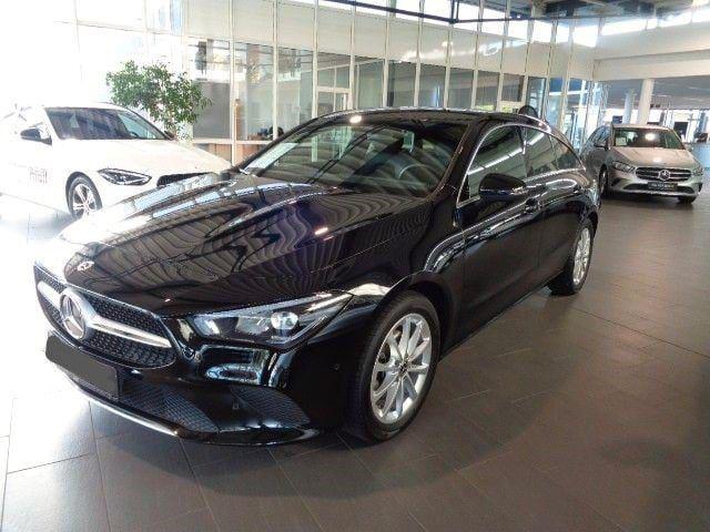 Mercedes-benz cla 180 automatic shooting brake sport Mercedes-benz cla 180 automatic shooting brake sport
