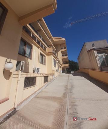 Box/garage 85mq vistab'/xe2/x80/xa6' Box/garage 85mq vistab'/xe2/x80/xa6'