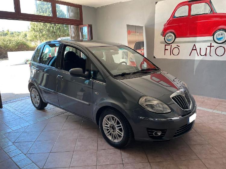 Lancia musa 1.3 mjt 16v 95 cv sb&#39;&amp;&#39;s dpf oro