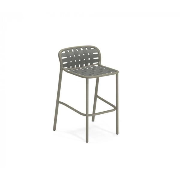 Sgabello da giardino yard sg, disponibile in diversi colori. Sgabello da giardino yard sg, disponibile in diversi colori.