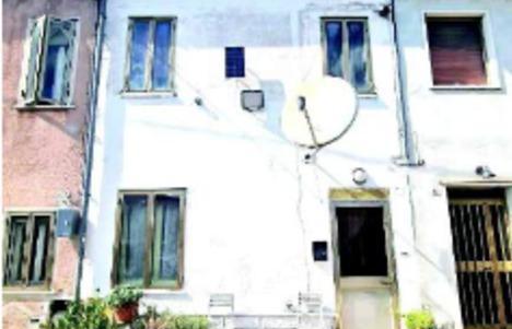 Appartamenti roverbella localit fienili, strada fienili n. Appartamenti roverbella localit fienili, strada fienili n.