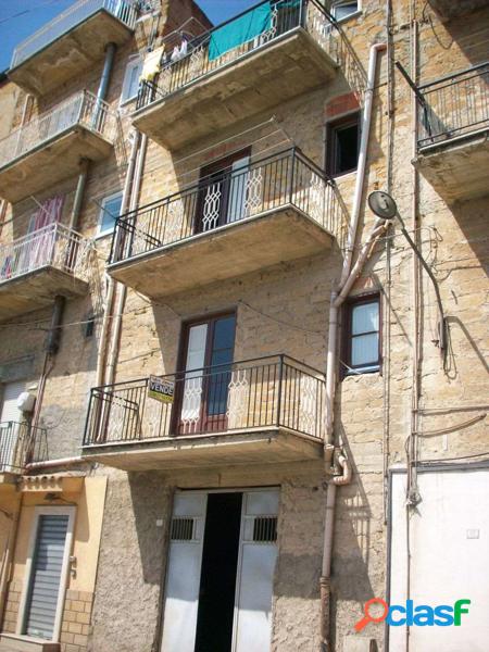 CASA SINGOLA 230 MQ SU 4 LIVELLI 1