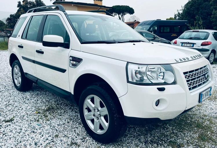 Land rover freelander 2.2 td4 s.w. se