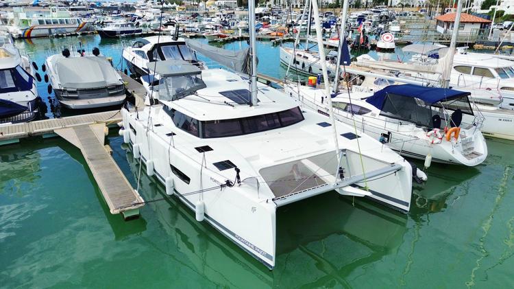 2022 fountaine pajot tanna 47