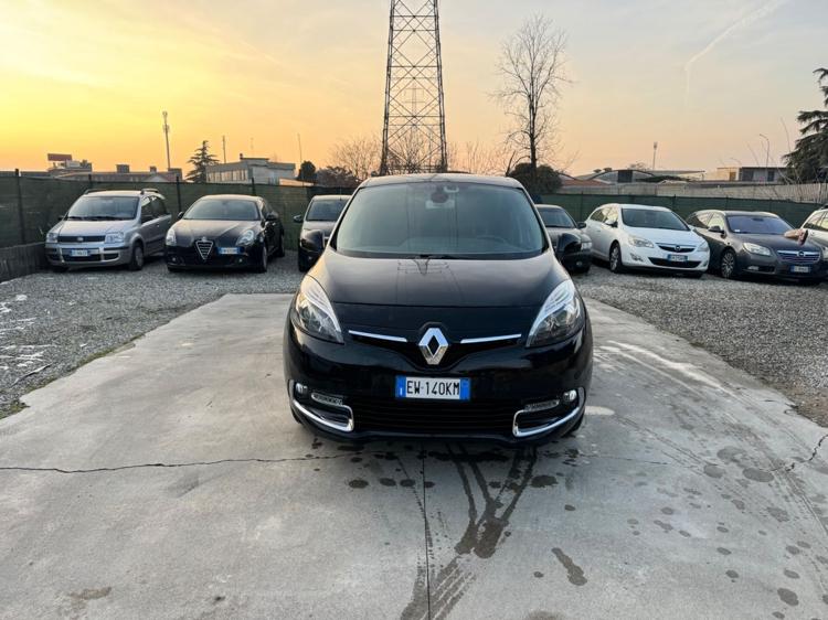 Renault scenic scénic xmod 1.5 dci 110cv startb'&'stop Renault scenic scénic xmod 1.5 dci 110cv startb'&'stop