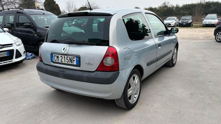 Renault clio 1.5 dci 82cv cat 3 porte initiale