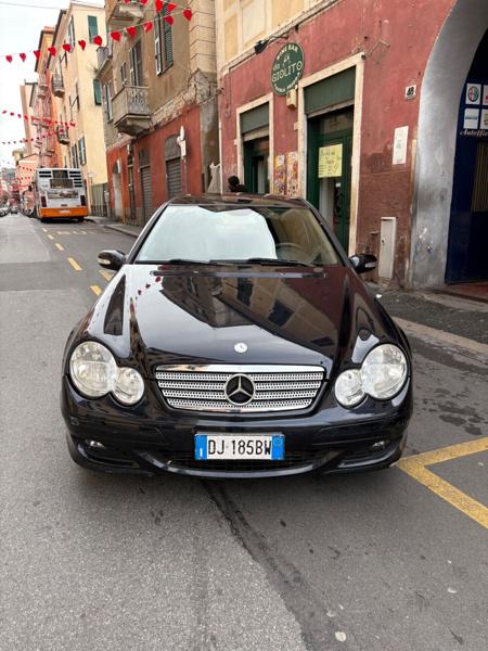 Mercedes-benz c 220 c 220 cdi cat sportcoupé avantgarde Mercedes-benz c 220 c 220 cdi cat sportcoupé avantgarde