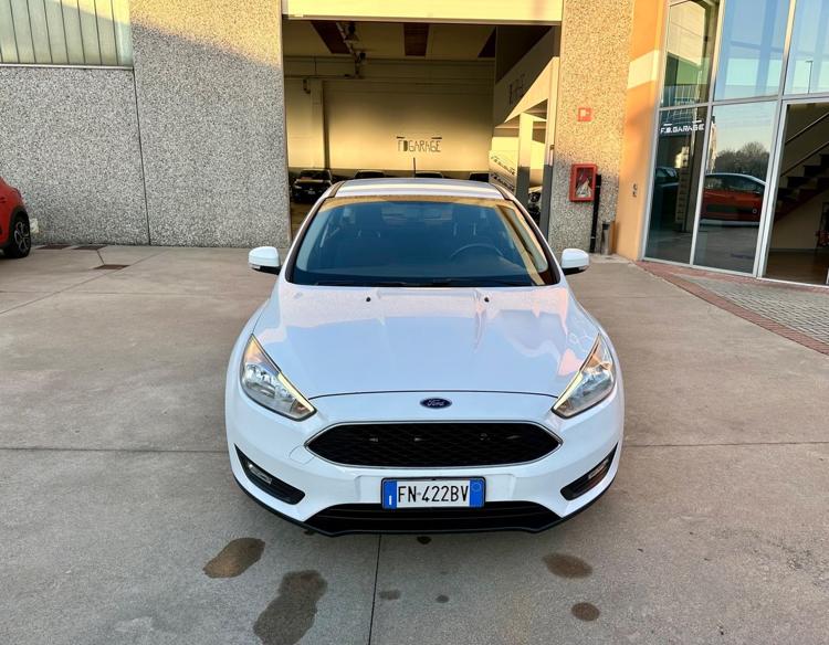 Ford focus 1.6 120 cv gpl titanium Ford focus 1.6 120 cv gpl titanium