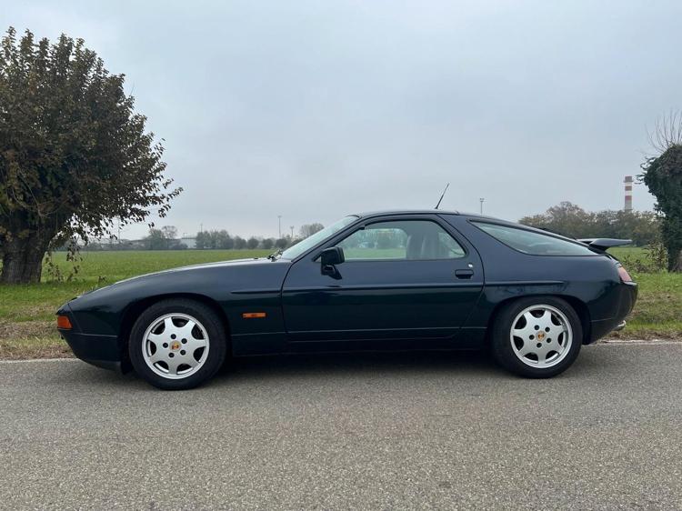 Porsche 928 cat s4 automatica Porsche 928 cat s4 automatica