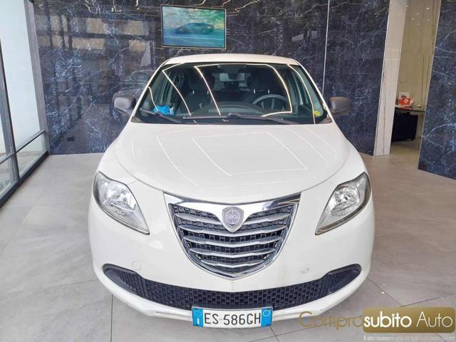 Lancia ypsilon 1.2 69 cv gpl (garanzia 12 mesi)