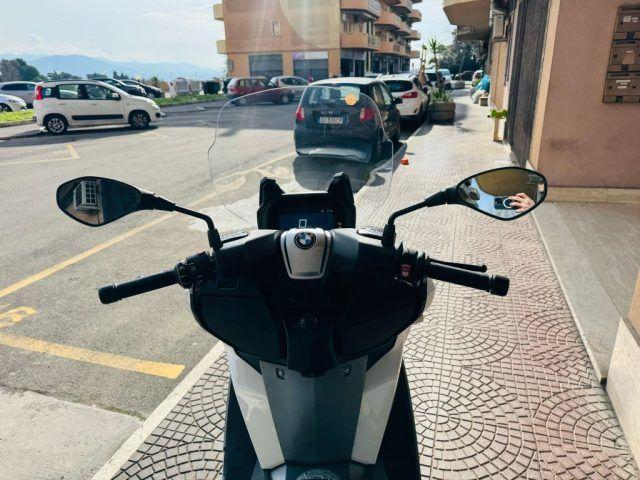 Passaggio e tagliando incluso